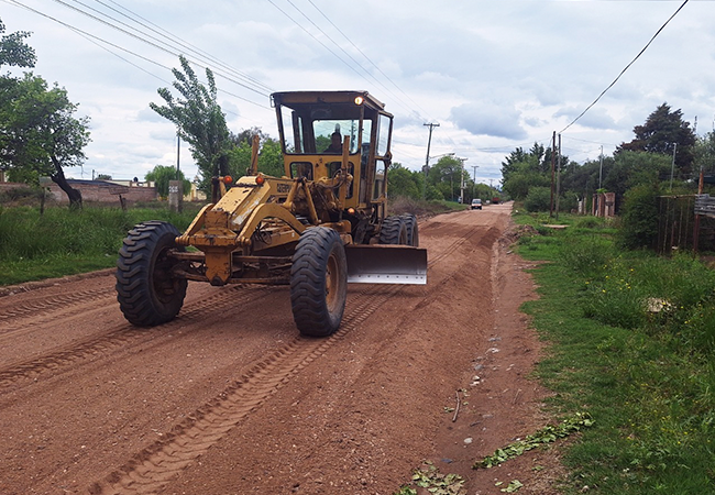 El municipio optimiza la traza de calle Balcarce para mejorar la transitabilidad y el escurrimiento del agua