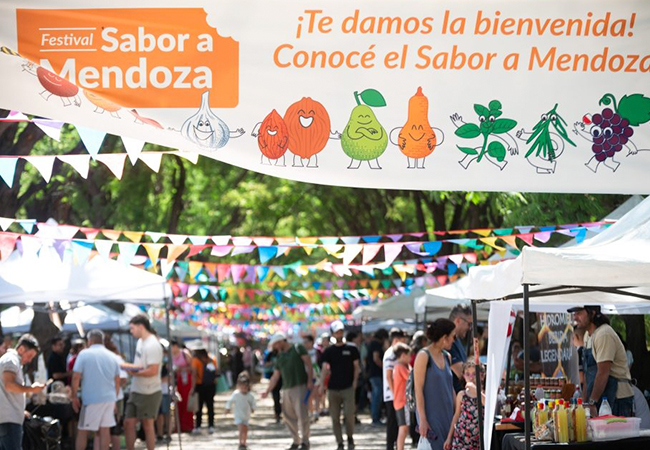 III Festival Sabor a Mendoza: gastronomía, productores y música en el Espacio Arizu
